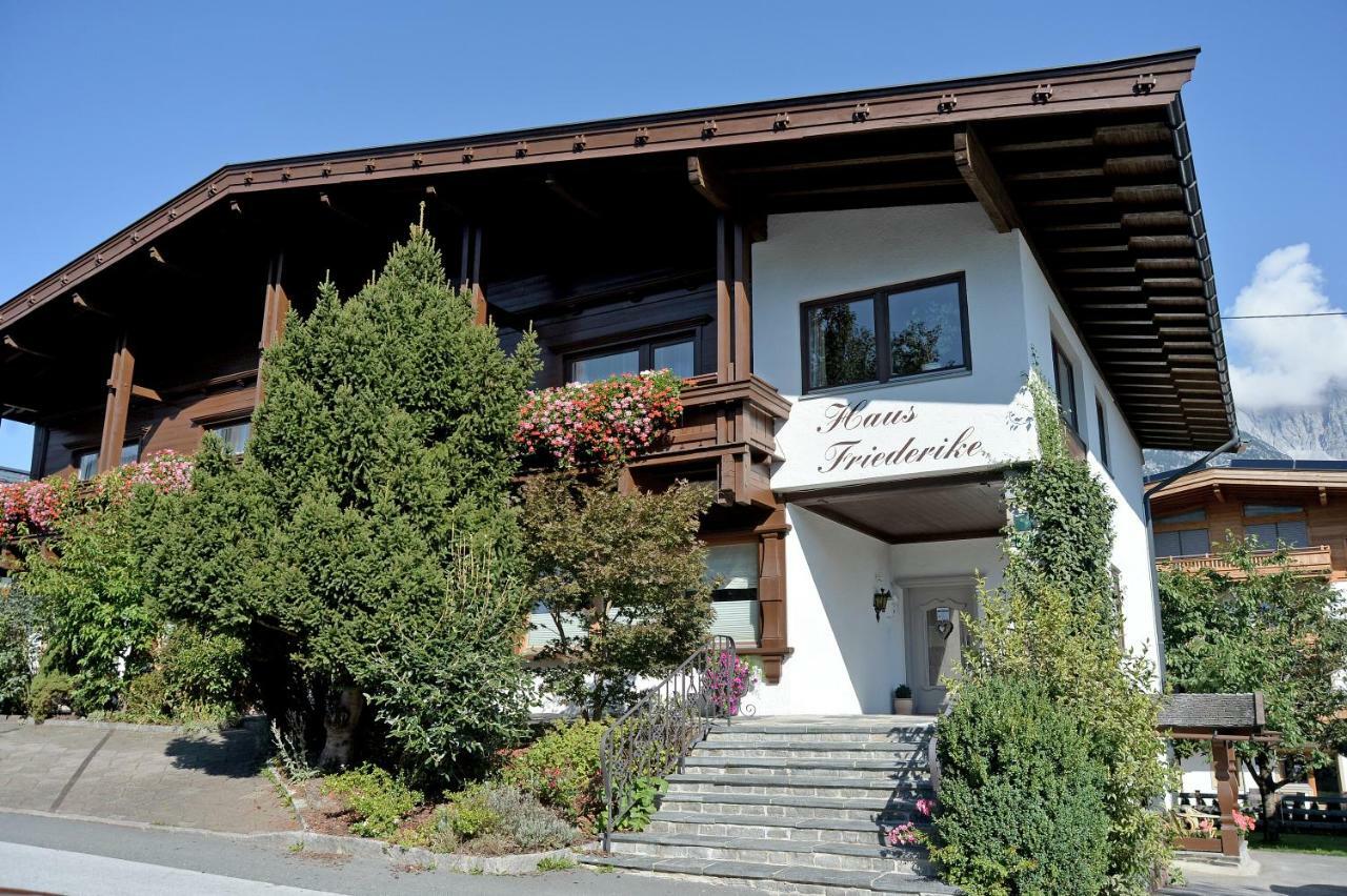Haus Friederike - Sylvia Brunner Lägenhet Ellmau Exteriör bild
